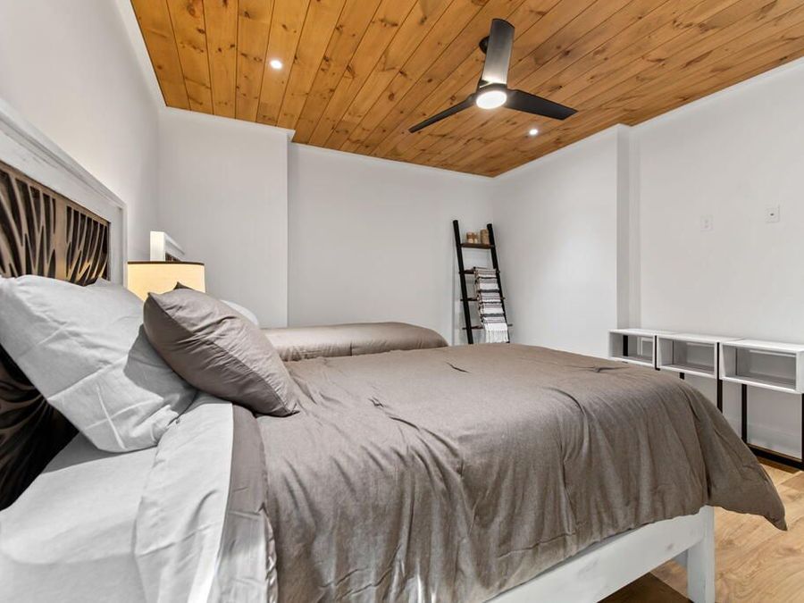 Property Image 102