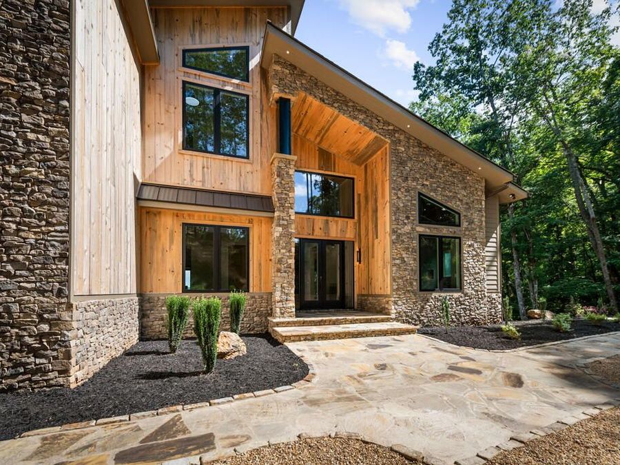 Property Image 110