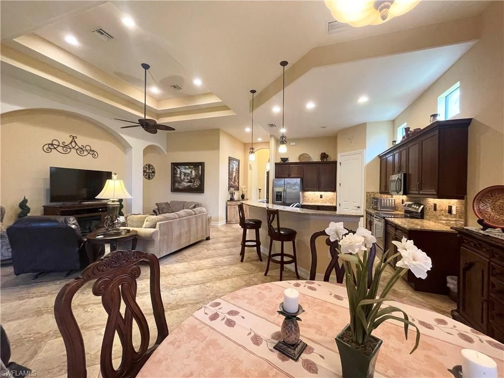 7302 Acorn Way , Naples, FL 34119 Photo