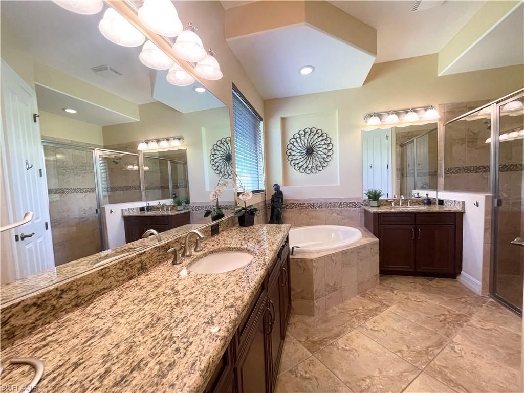 7302 Acorn Way , Naples, FL 34119 Photo