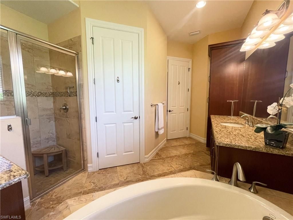 7302 Acorn Way , Naples, FL 34119 Photo