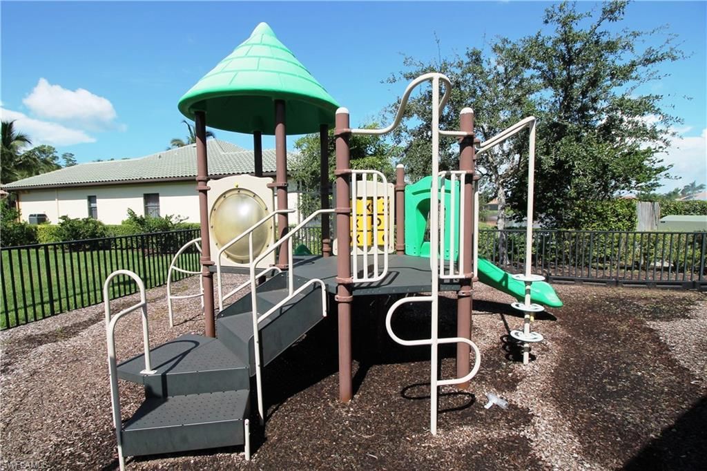 7302 Acorn Way , Naples, FL 34119 Photo