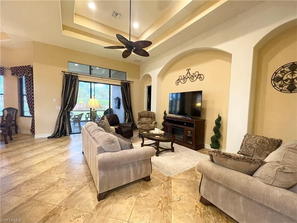 7302 Acorn Way , Naples, FL 34119 Photo