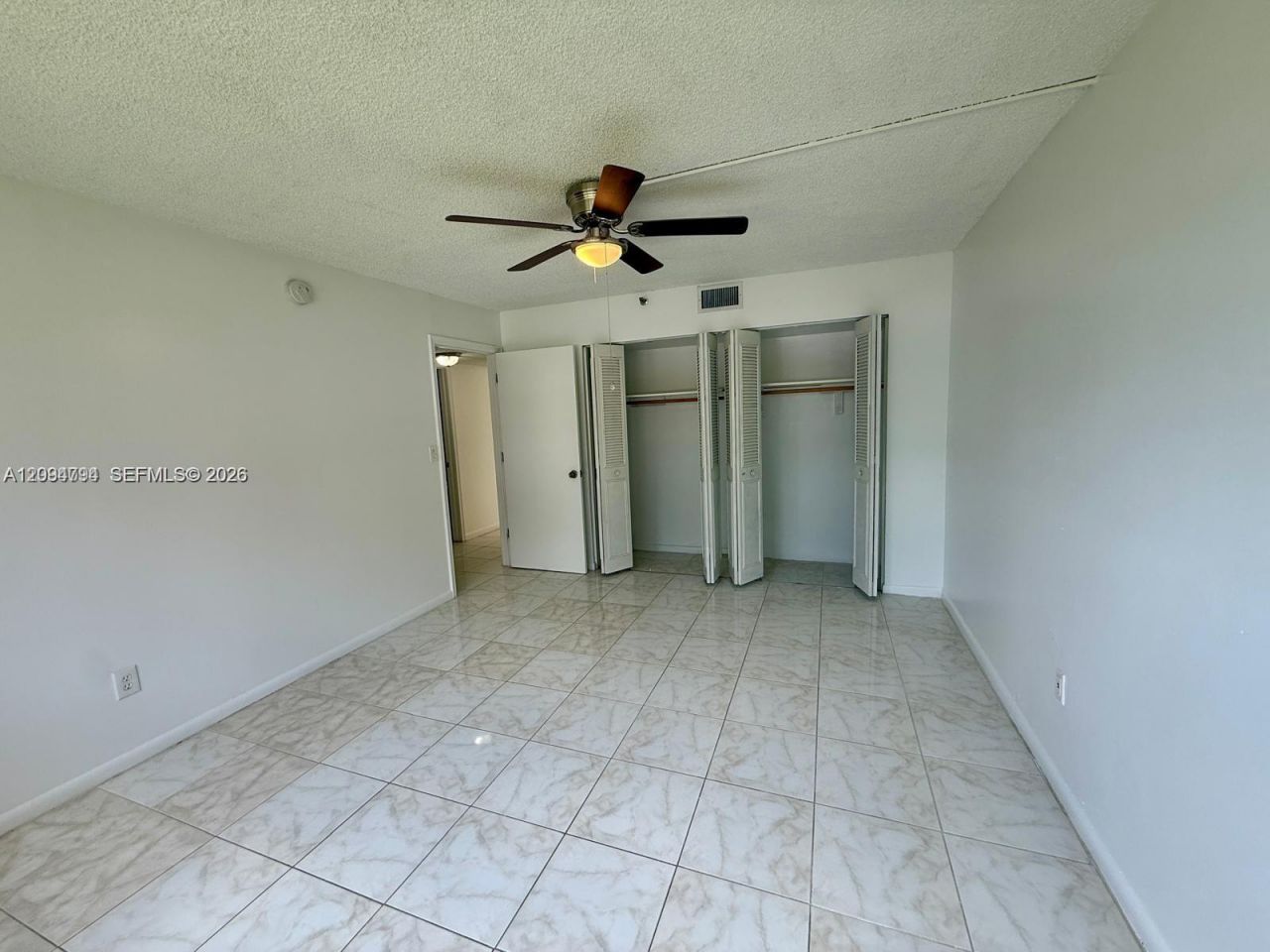 20850 San Simeon Way , Unit 105-5, Miami, FL 33179 Photo
