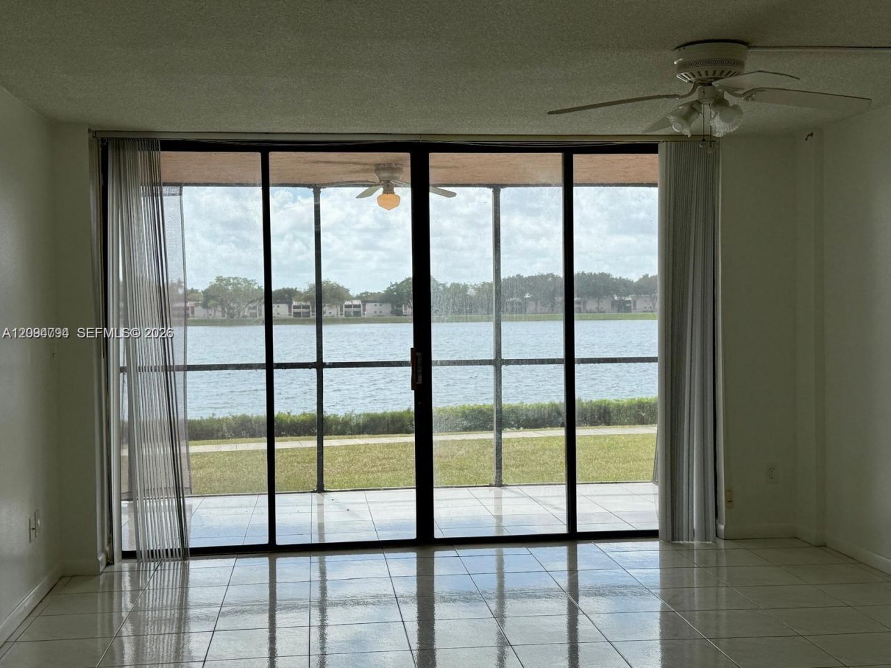 20850 San Simeon Way , Unit 105-5, Miami, FL 33179 Photo