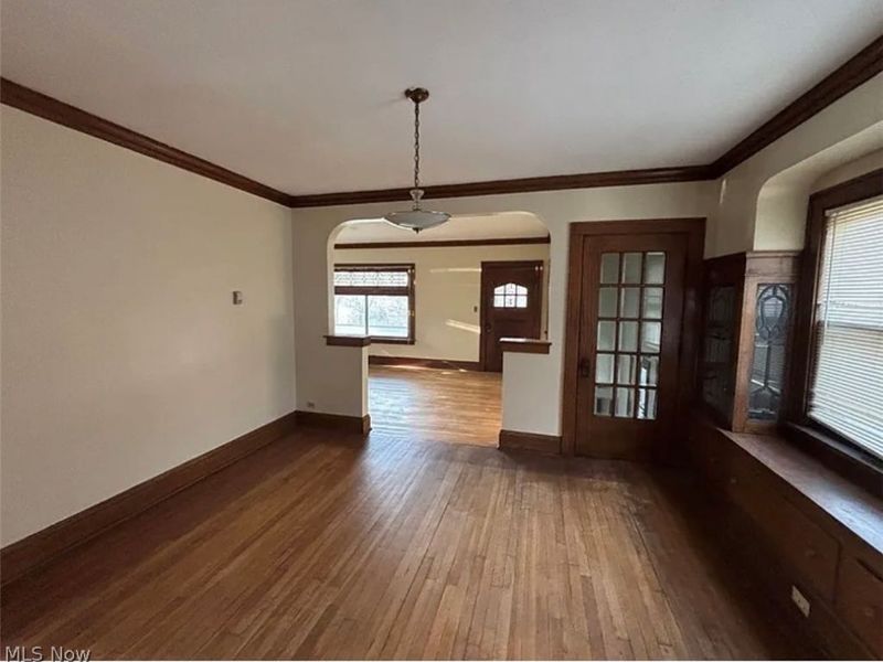 12722 Holborn Avenue, Cleveland, OH 44105 Photo 13