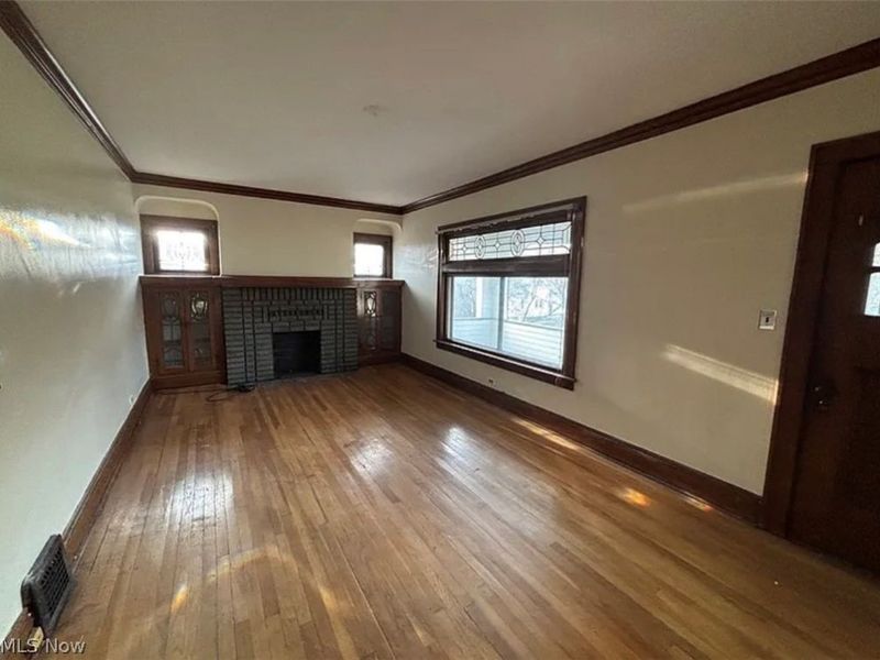 12722 Holborn Avenue, Cleveland, OH 44105 Photo 14
