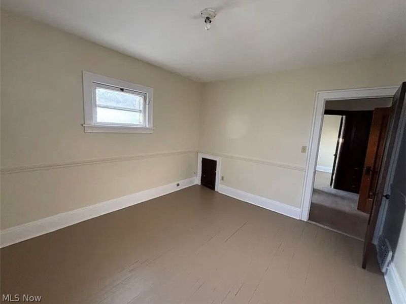 12722 Holborn Avenue, Cleveland, OH 44105 Photo 15