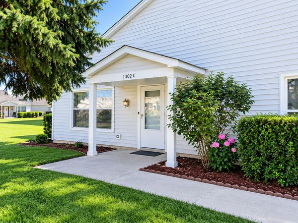 1302 S Glen Circle , Unit C, Aurora, IL 60506