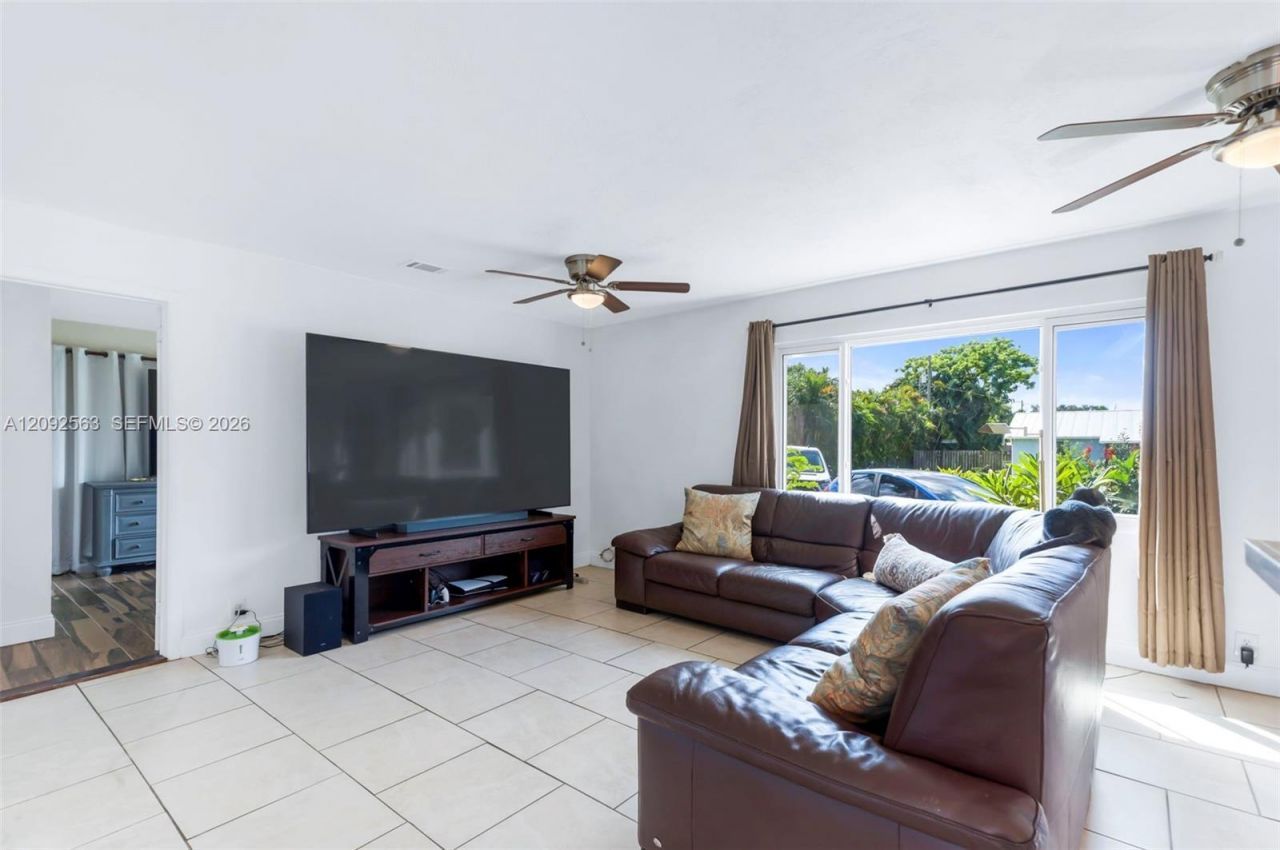 9239 Honeywell Rd, Lake Worth, FL 33467 Photo