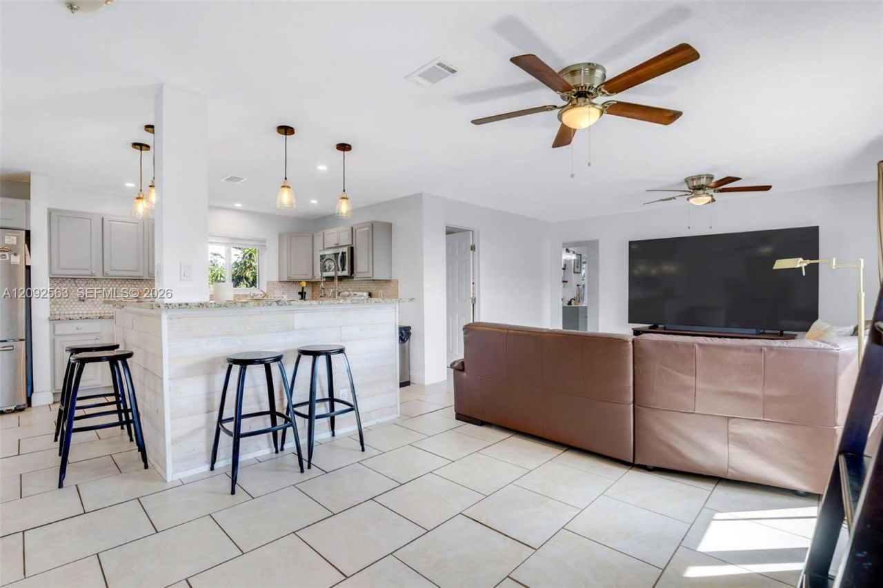 9239 Honeywell Rd, Lake Worth, FL 33467 Photo