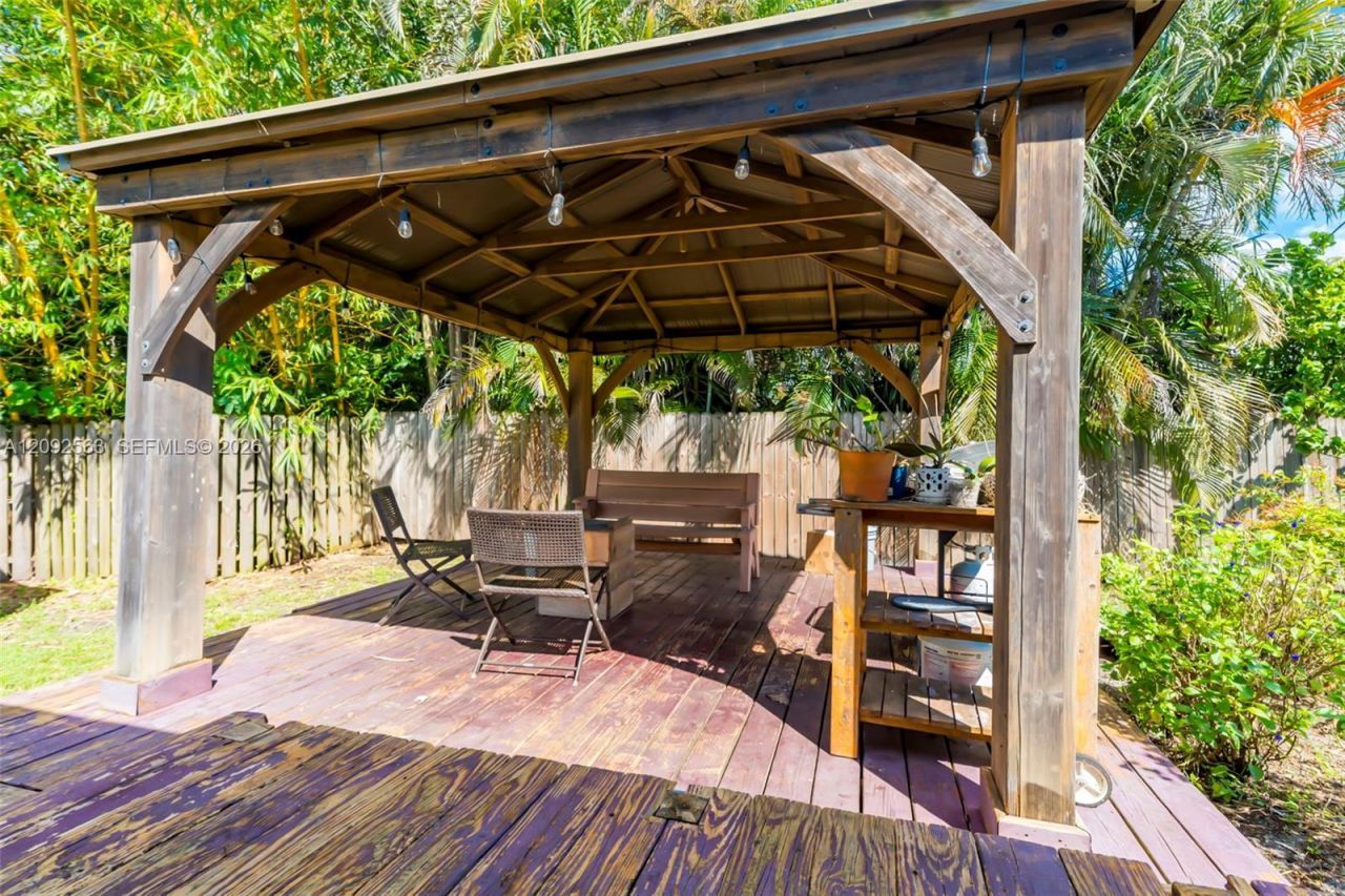 9239 Honeywell Rd, Lake Worth, FL 33467 Photo