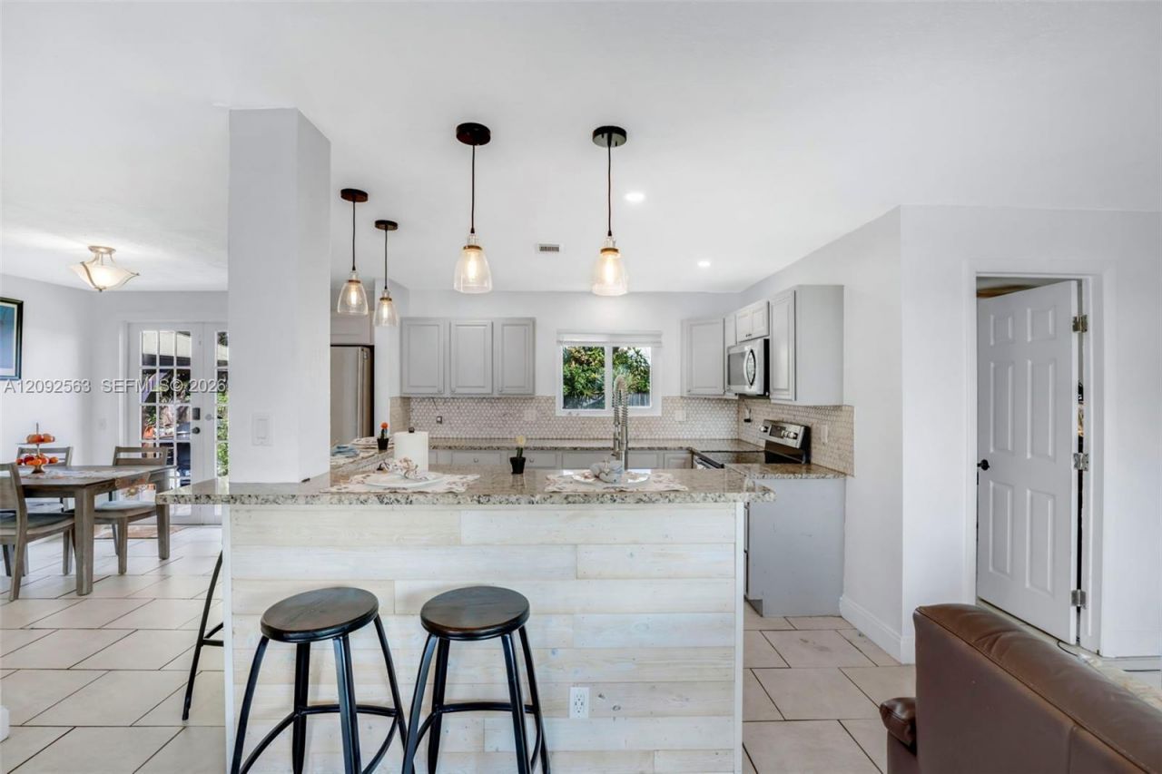 9239 Honeywell Rd, Lake Worth, FL 33467 Photo