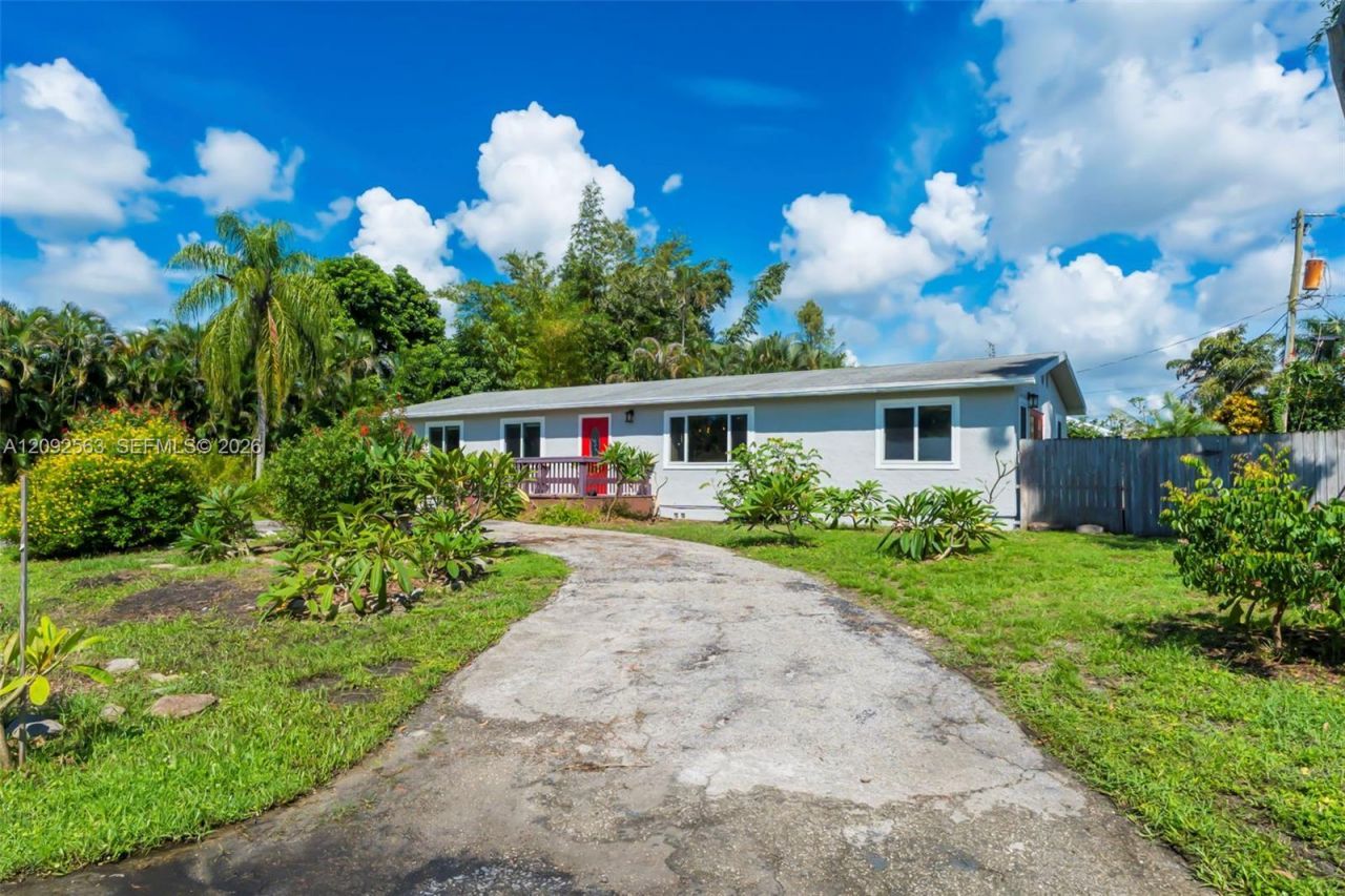 9239 Honeywell Rd, Lake Worth, FL 33467 Photo