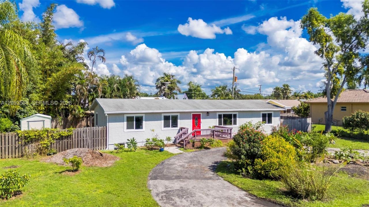 9239 Honeywell Rd, Lake Worth, FL 33467 Photo