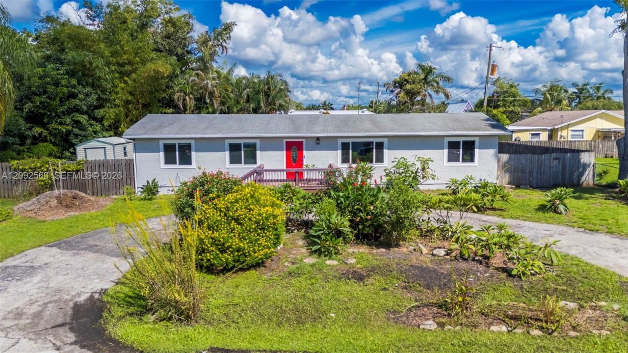 9239 Honeywell Rd, Lake Worth, FL 33467 Photo