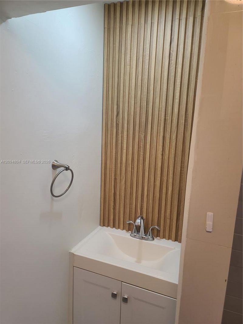 2862 SW 38th Ct , Unit 1, Miami, FL 33134 Photo