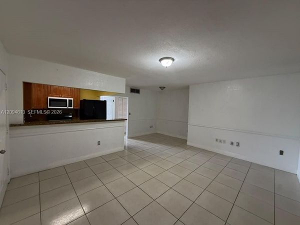 4050 NW 135th St , Unit 16-1, Opa-Locka, FL 33054