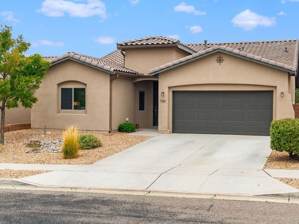 7101 Napoleon Road NE, Rio Rancho, NM 87144