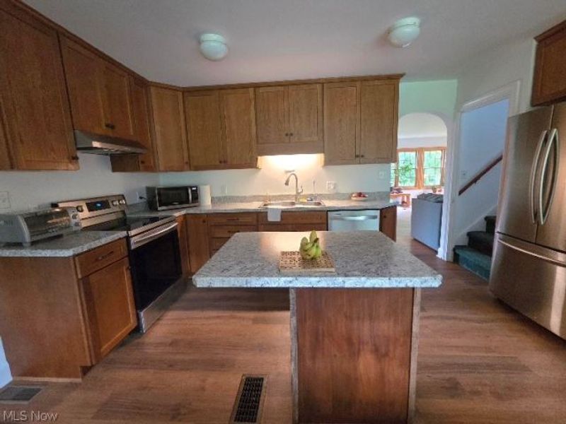 3221 Seifert Lewis Road, Hubbard, OH 44425 Photo 15