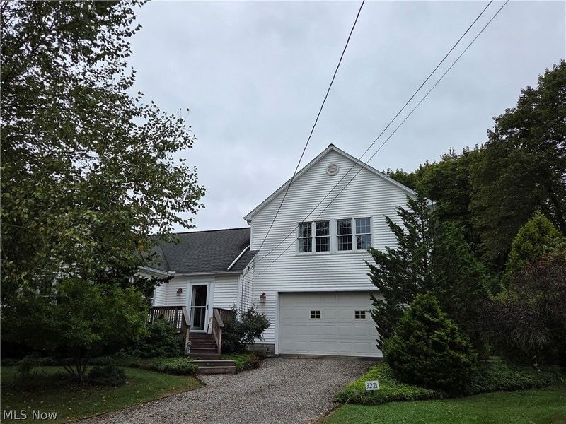 3221 Seifert Lewis Road, Hubbard, OH 44425 Photo 4