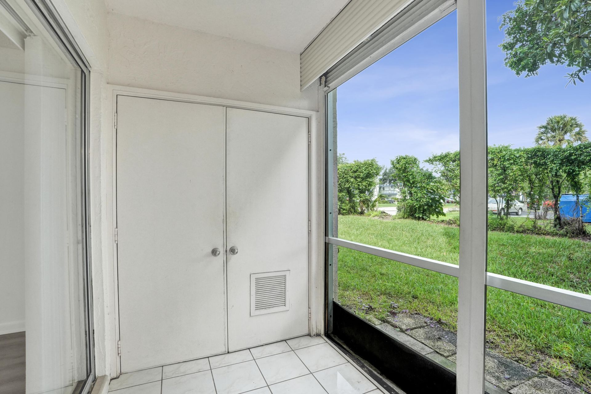 3081 Holiday Springs Boulevard, Unit 102-6, Margate, FL 33063 Photo