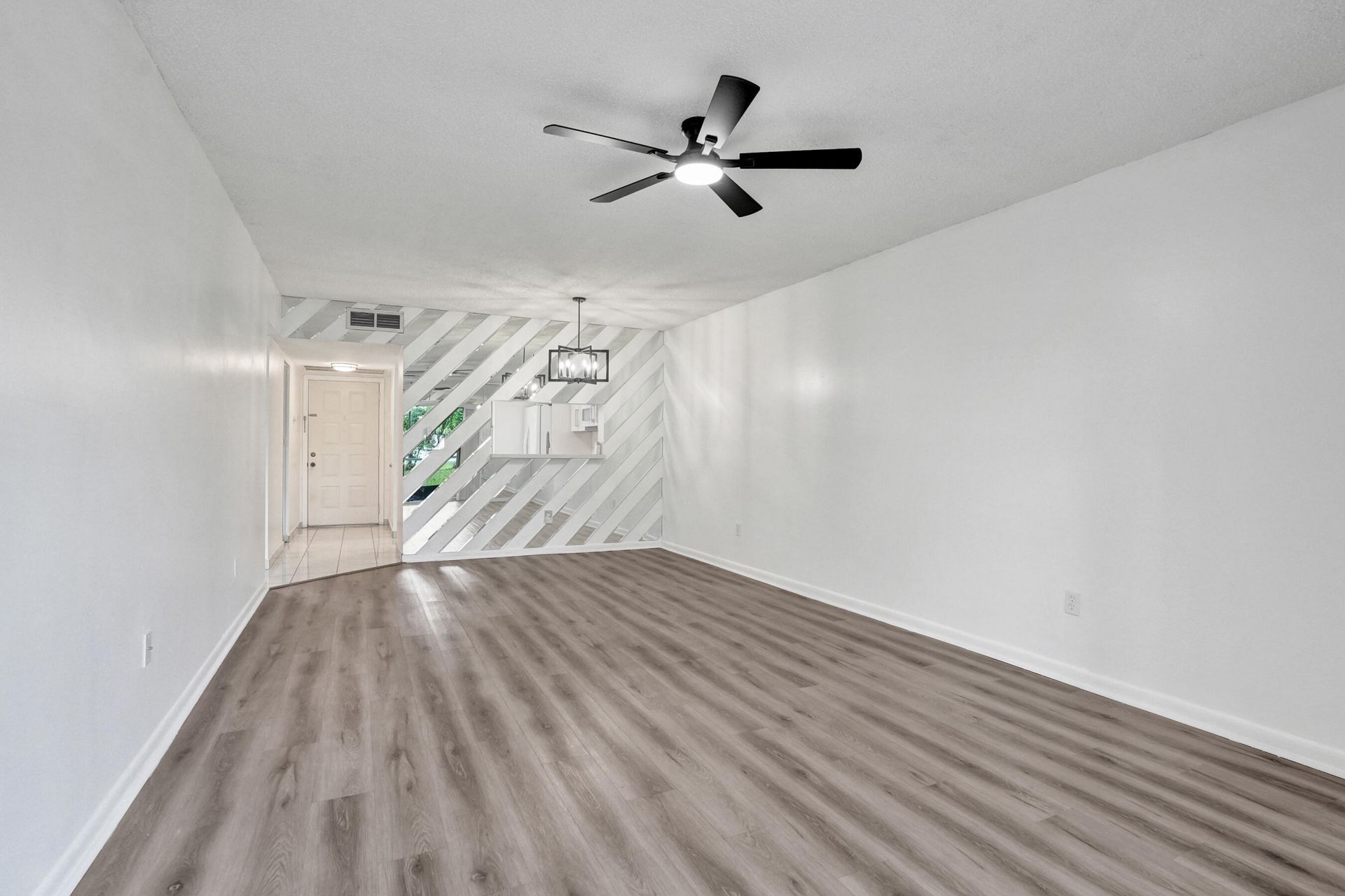 3081 Holiday Springs Boulevard, Unit 102-6, Margate, FL 33063 Photo
