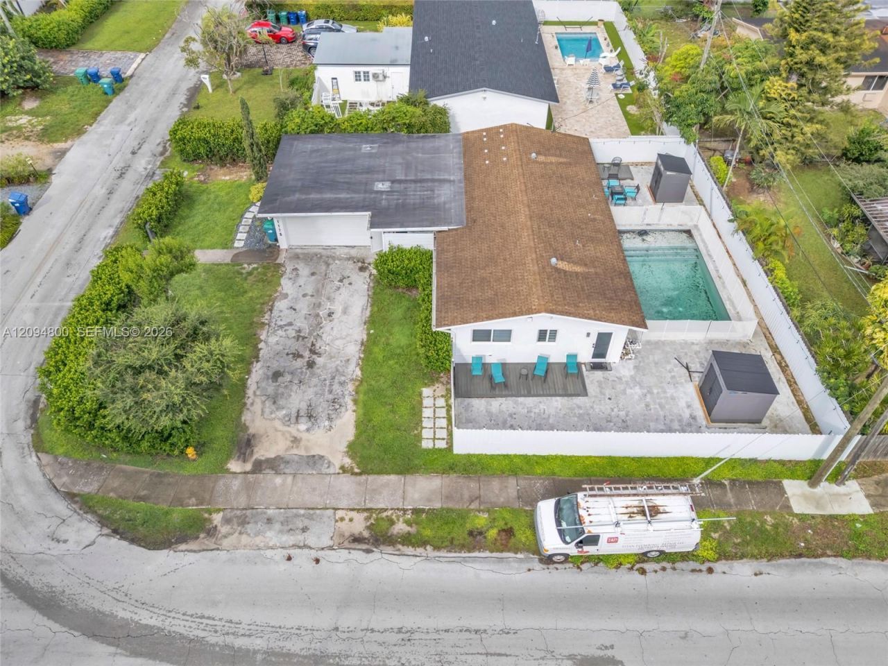 1175 NE 109th St , Miami, FL 33161 Photo