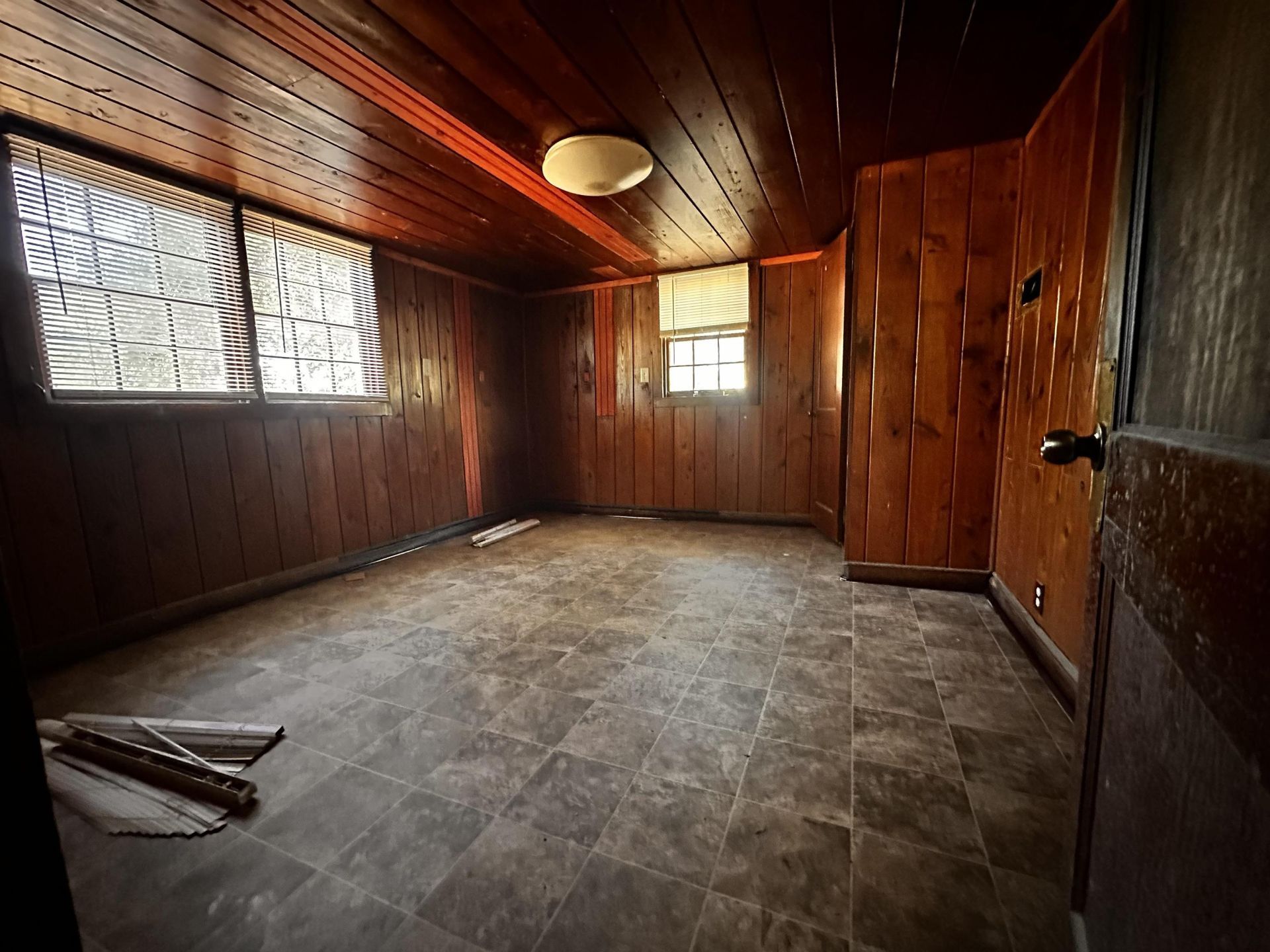 211 E Brooks St.  Photo 8