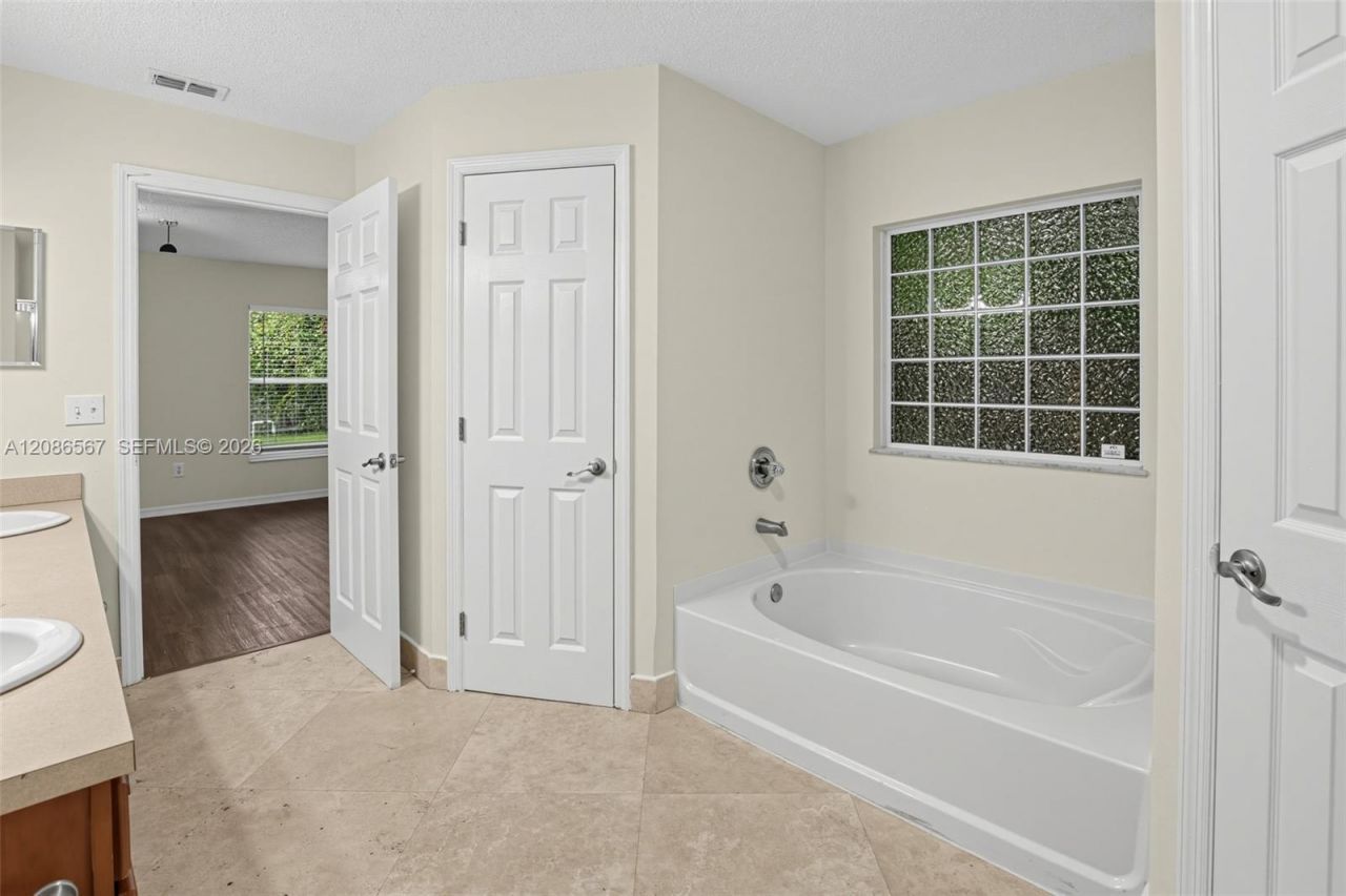 601 SW Curtis St , Port Saint Lucie, FL 34983 Photo