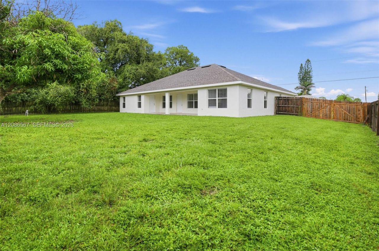 601 SW Curtis St , Port Saint Lucie, FL 34983 Photo