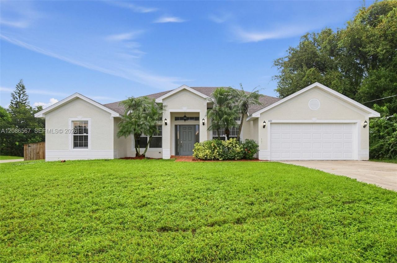 601 SW Curtis St , Port Saint Lucie, FL 34983 Photo