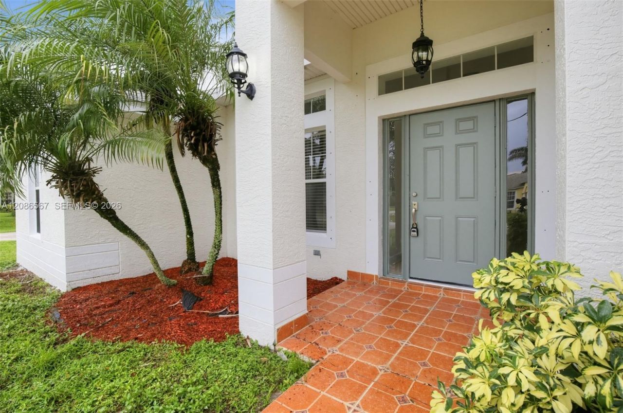 601 SW Curtis St , Port Saint Lucie, FL 34983 Photo