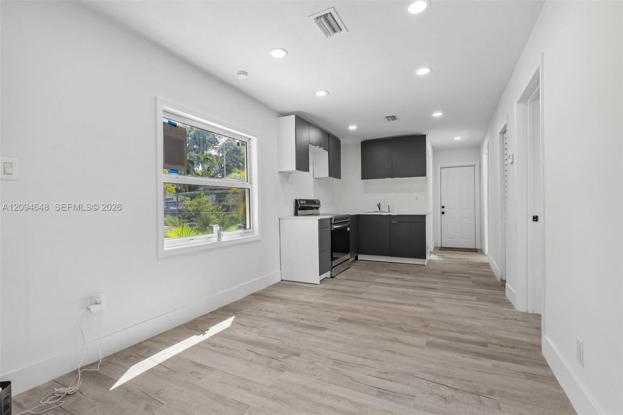 1063 NW 55th Ter, Miami, FL 33127 Photo