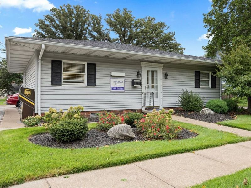 215 E 3rd Street, Port Clinton, OH 43452 Photo 1