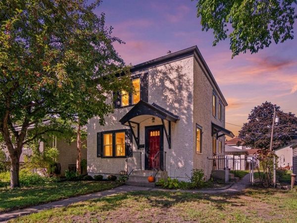 2171 Juno Avenue, Saint Paul, MN 55116
