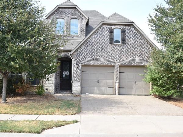 1009 Olivia Drive , Lewisville, TX 75067