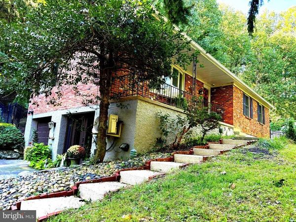 44 SPRING ROAD, MALVERN, PA 19355
