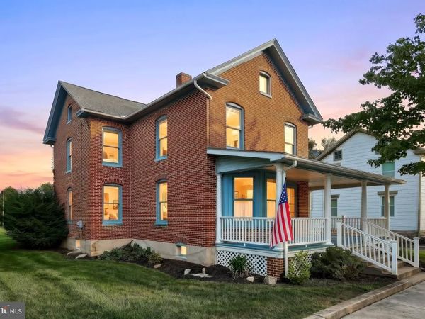 23 W MAIN STREET, FAIRFIELD, PA 17320