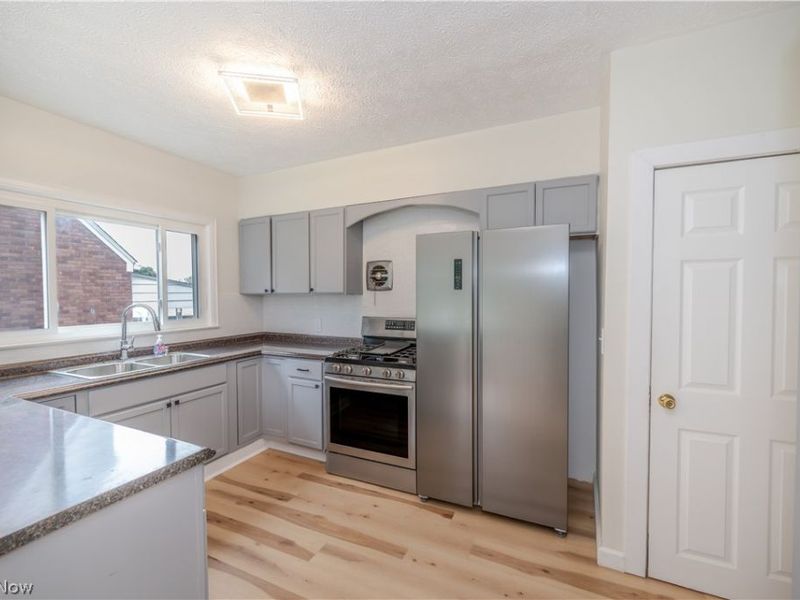 47 S Beverly Avenue, Austintown, OH 44515 Photo 15