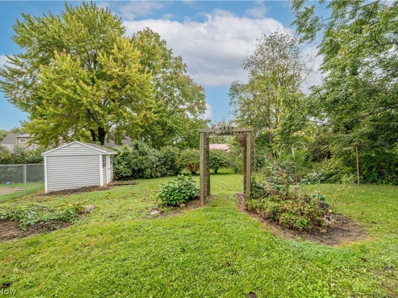 47 S Beverly Avenue, Austintown, OH 44515 Photo 39