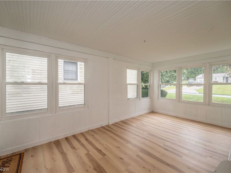 47 S Beverly Avenue, Austintown, OH 44515 Photo 9
