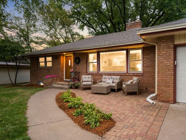 2482 Pascal Street, Roseville, MN 55113
