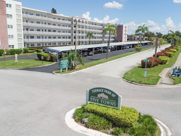 5501 80TH STREET N, Unit 303, ST PETERSBURG, FL 33709