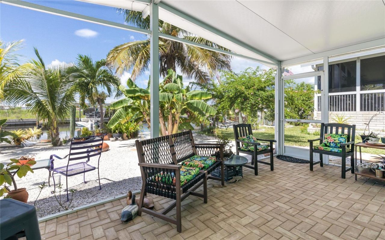 847 Oak Street , Fort Myers Beach, FL 33931 Photo