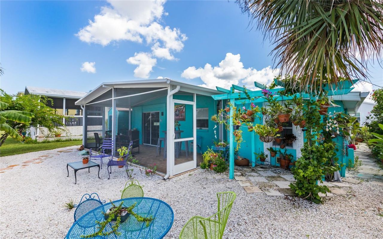 847 Oak Street , Fort Myers Beach, FL 33931 Photo