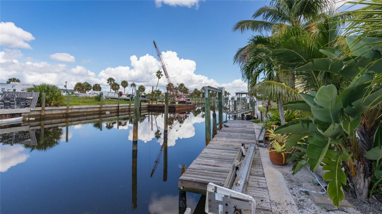 847 Oak Street , Fort Myers Beach, FL 33931 Photo