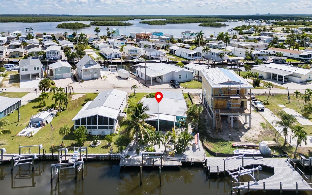 847 Oak Street , Fort Myers Beach, FL 33931 Photo