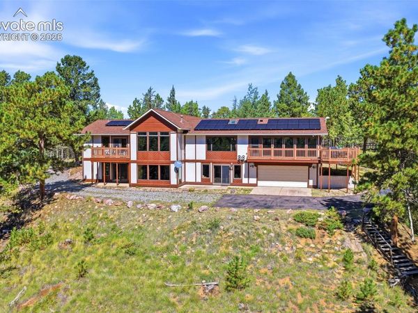 1509 County Road 25 , Divide, CO 80814