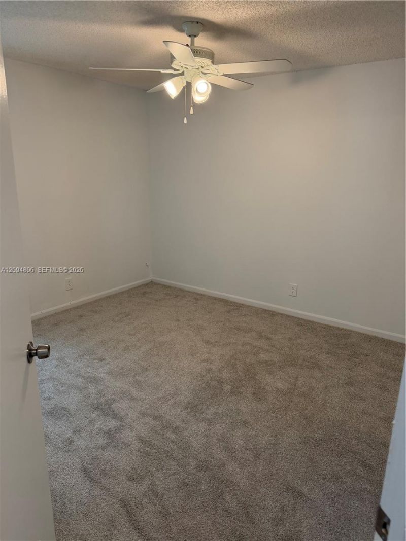 33 Bentwater Cir, Boynton Beach, FL 33426 Photo